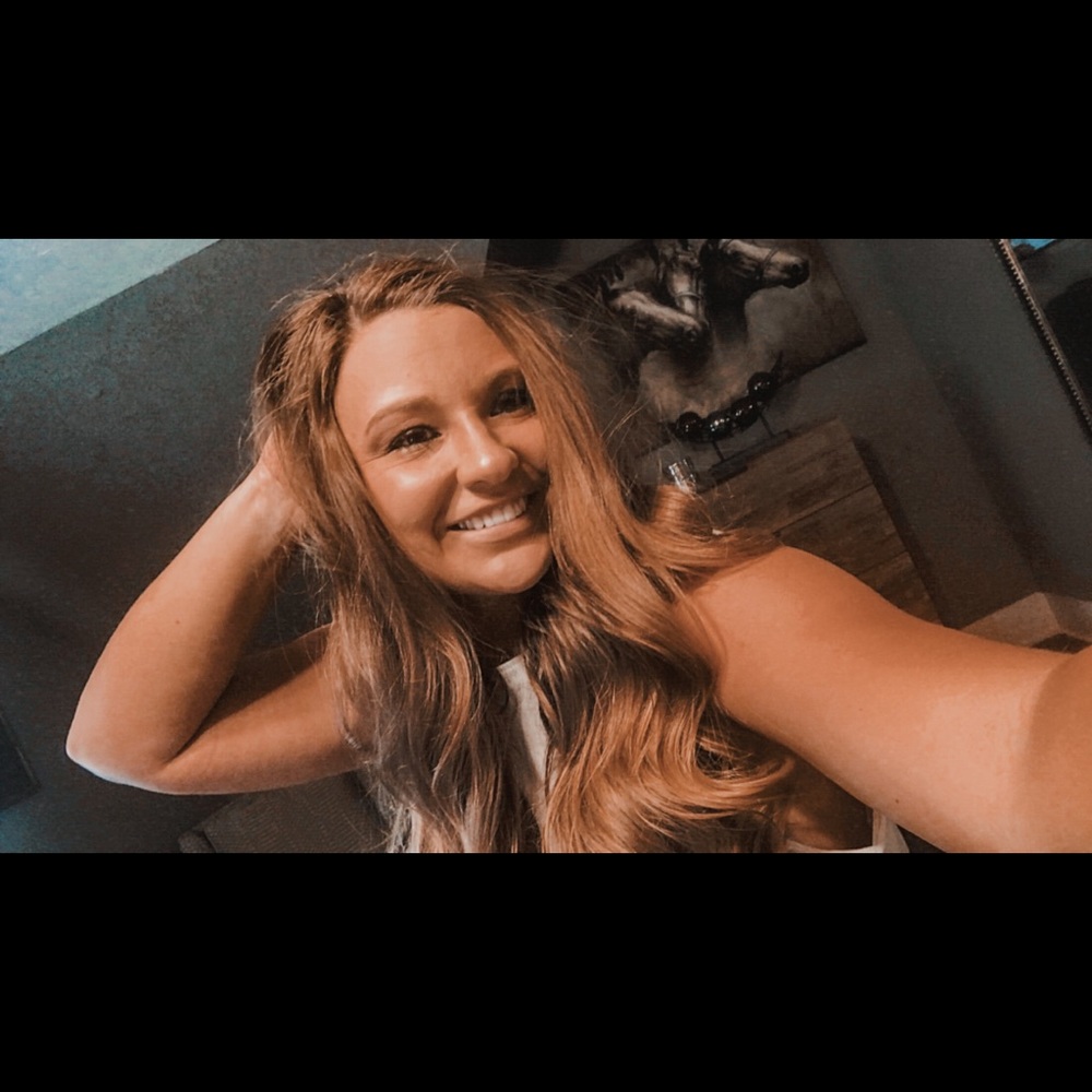 Meet your Posher, Jacqueline